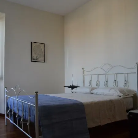 Palazzo Roberti Monte San Giusto